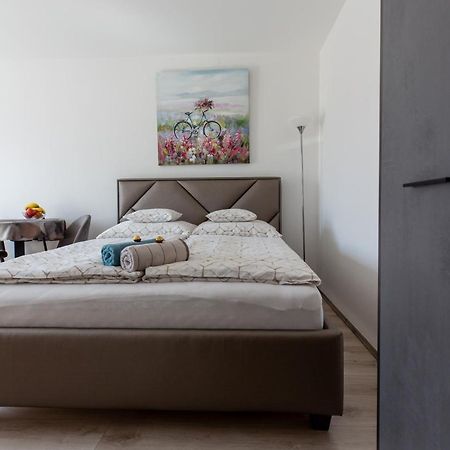Aliz Apartman Miskolc Exterior photo